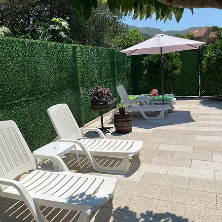 Ratkovic 아파트 *